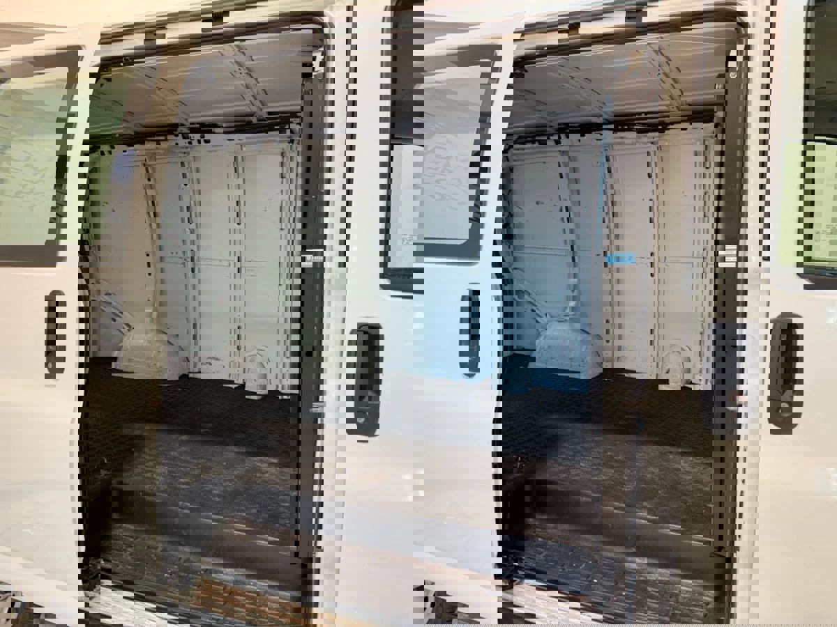 Used 2019 Chevrolet Express 2500 w/ Driver Convenience Package image 25