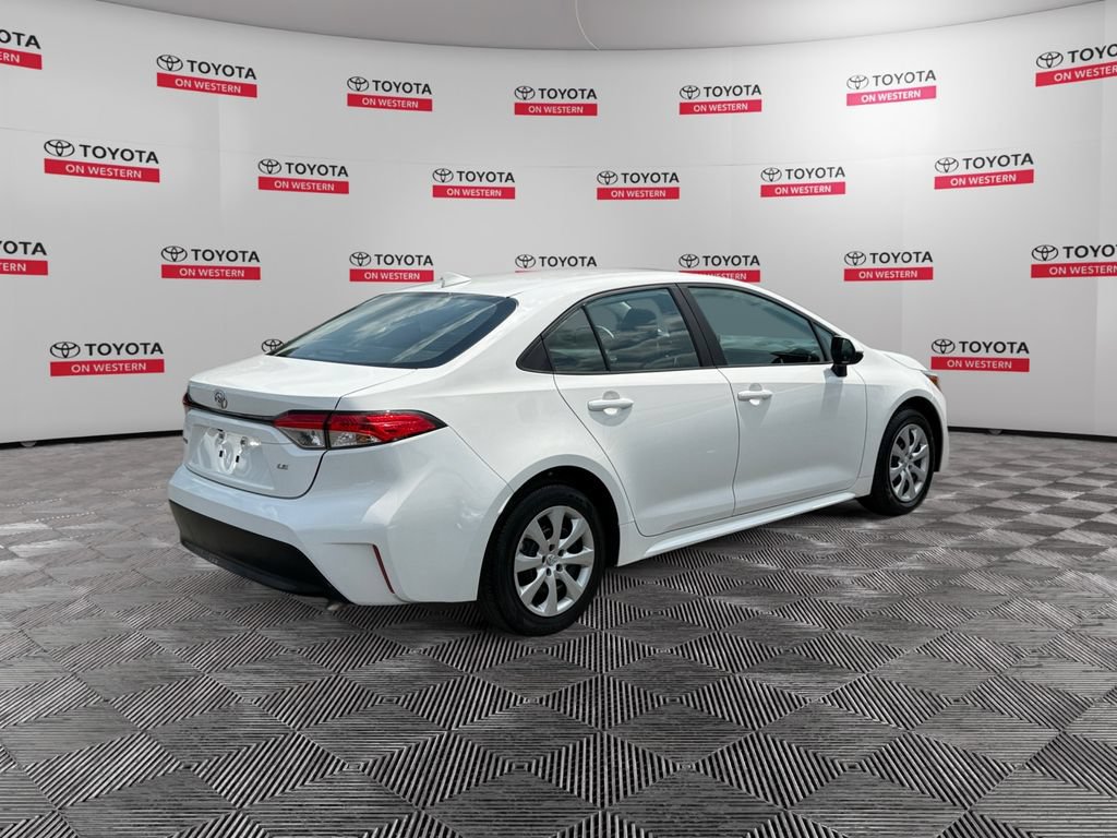 Certified 2024 Toyota Corolla LE FWD image 5