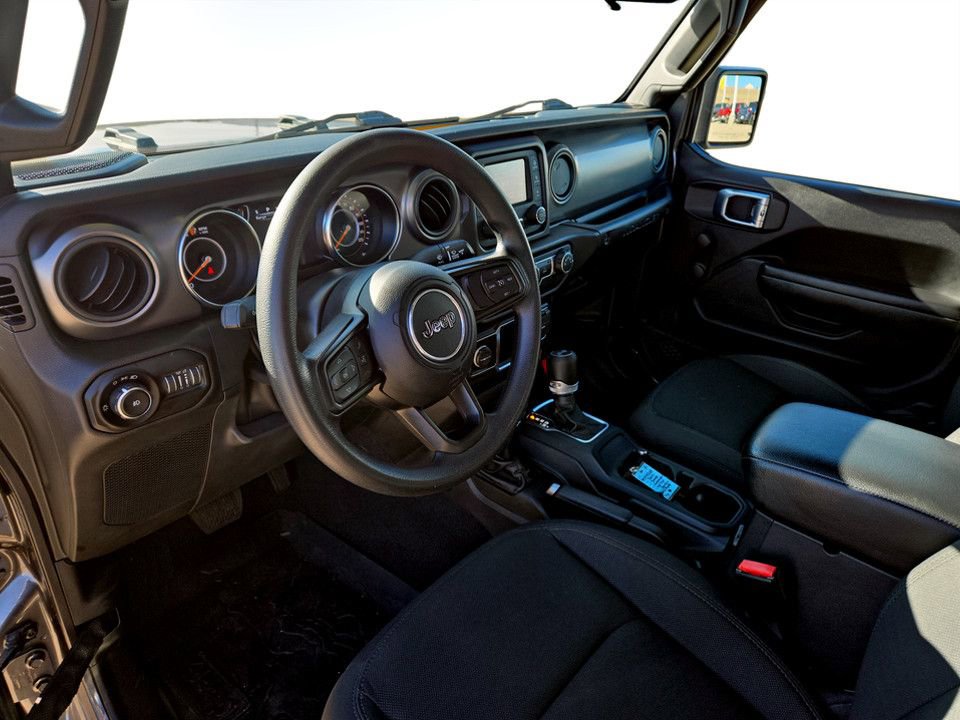 Used 2021 Jeep Wrangler Sport image 13