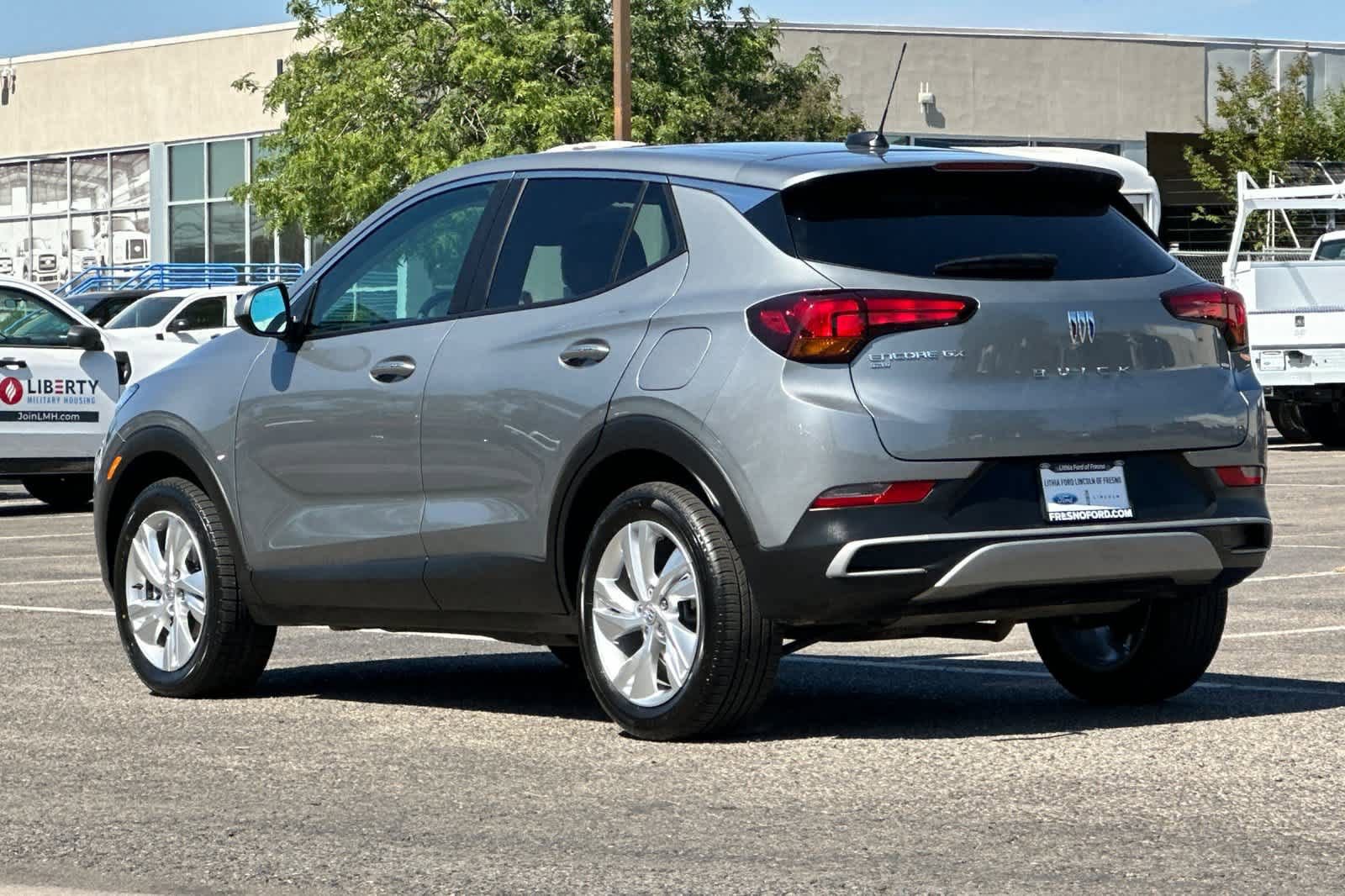 Used 2025 Buick Encore GX Preferred AWD/4WD image 6