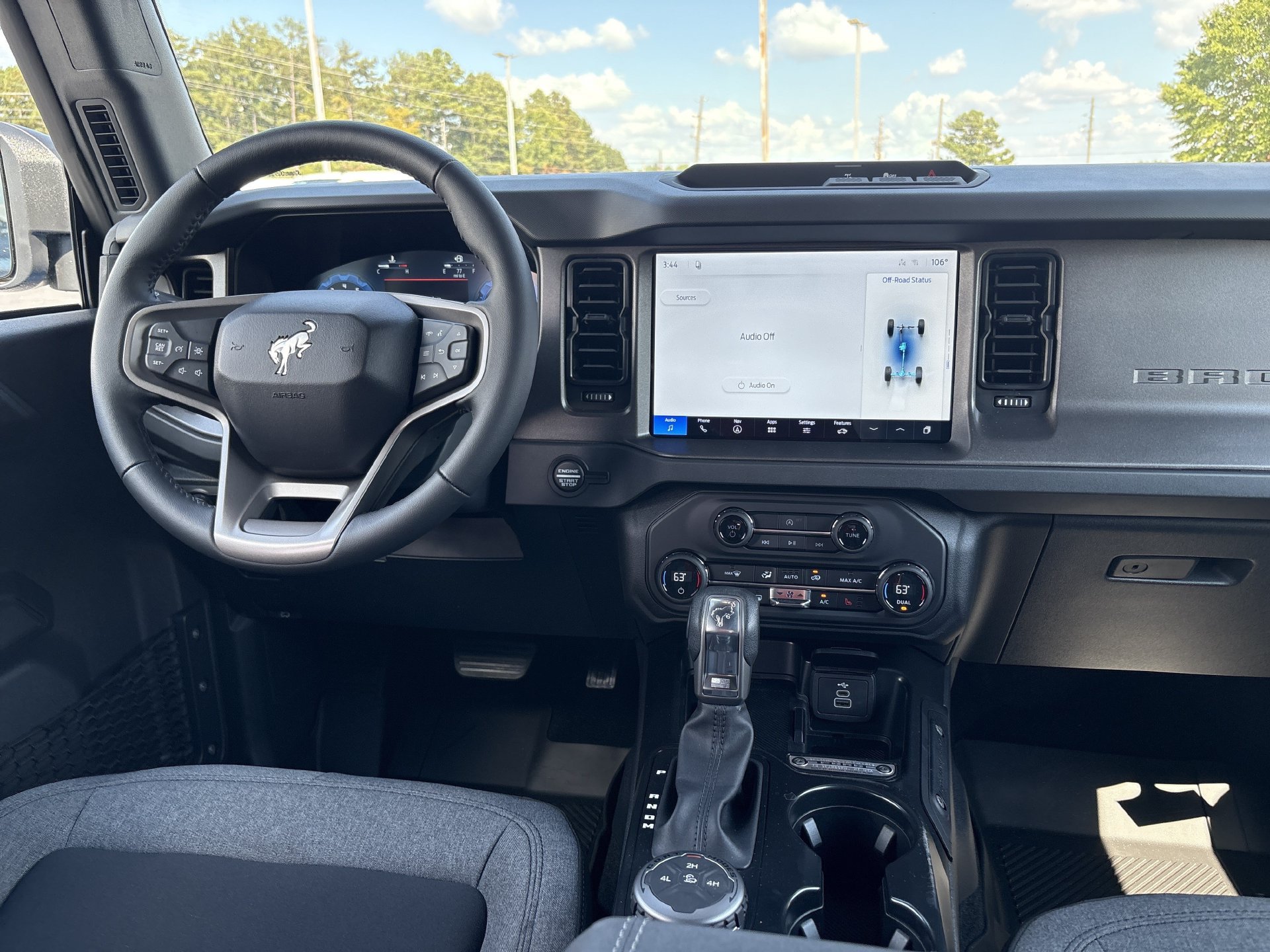 New 2026 Ford Bronco Big Bend AWD/4WD image 3