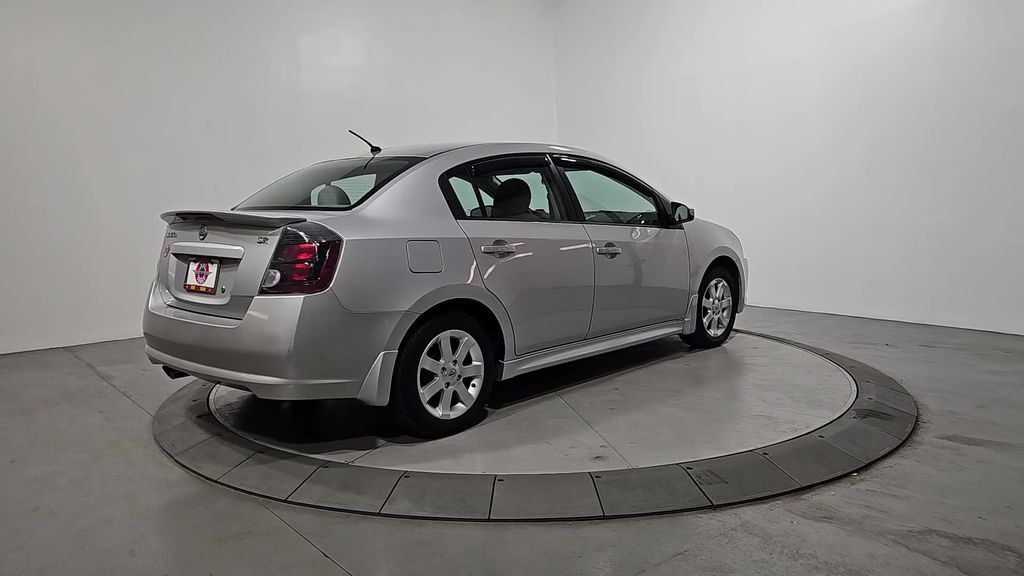 Used 2012 Nissan Sentra 2.0 SR image 5