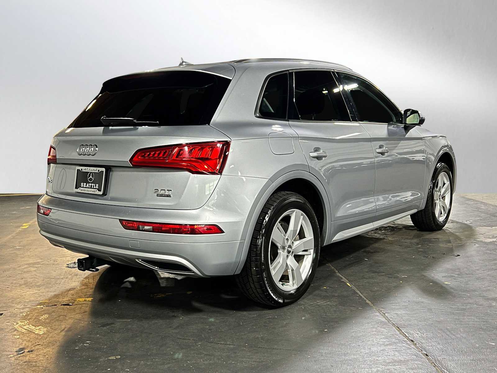 Used 2018 Audi Q5 2.0T Premium AWD/4WD image 3