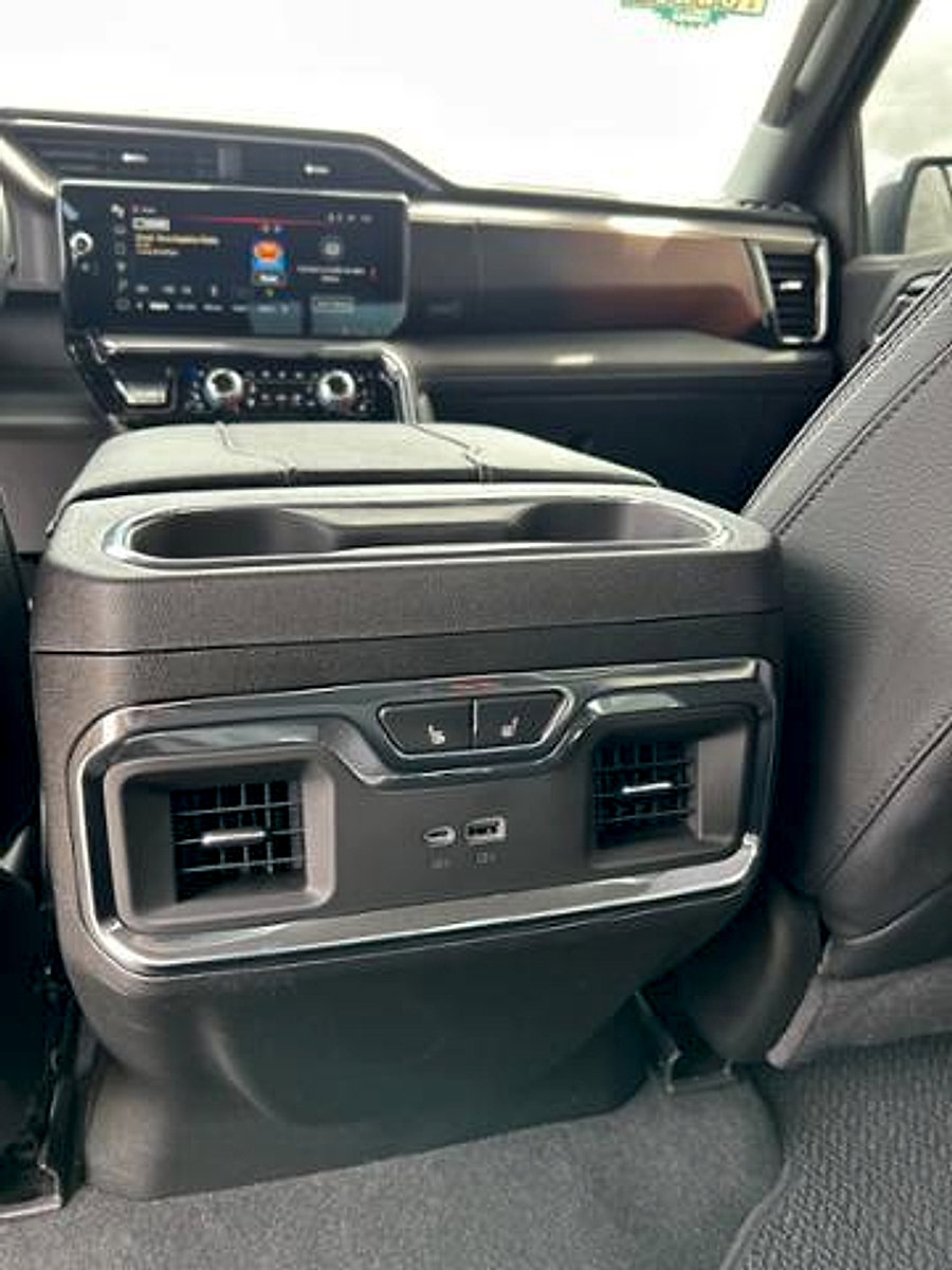 Used 2024 GMC Sierra 1500 Denali w/ Technology Package image 31