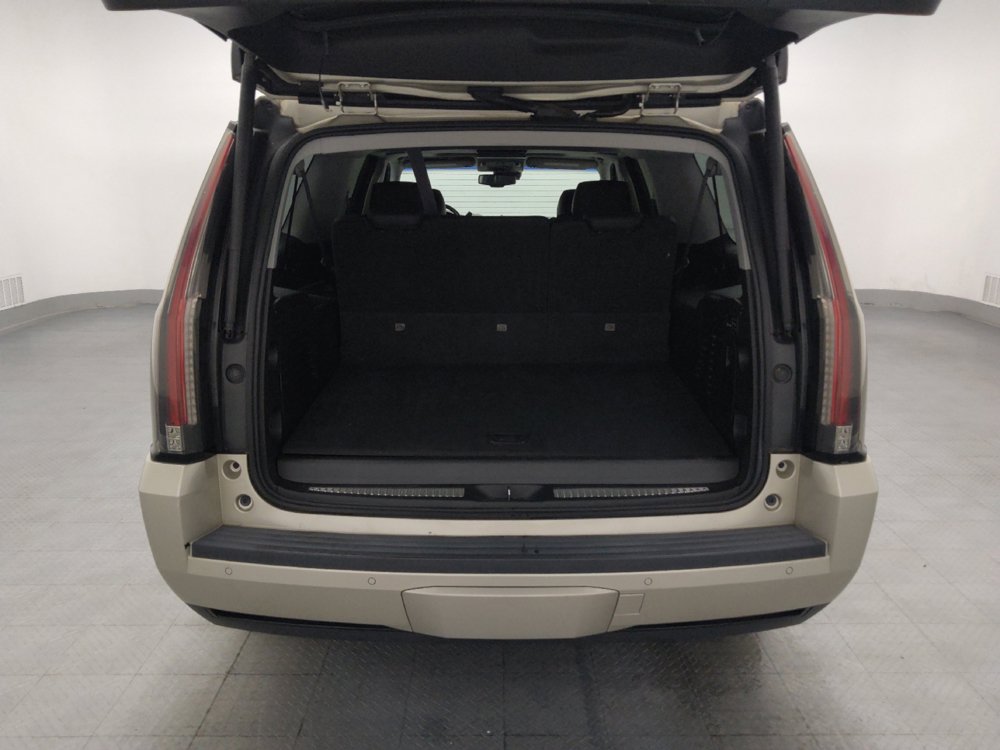 Used 2016 Cadillac Escalade ESV Premium AWD/4WD image 29