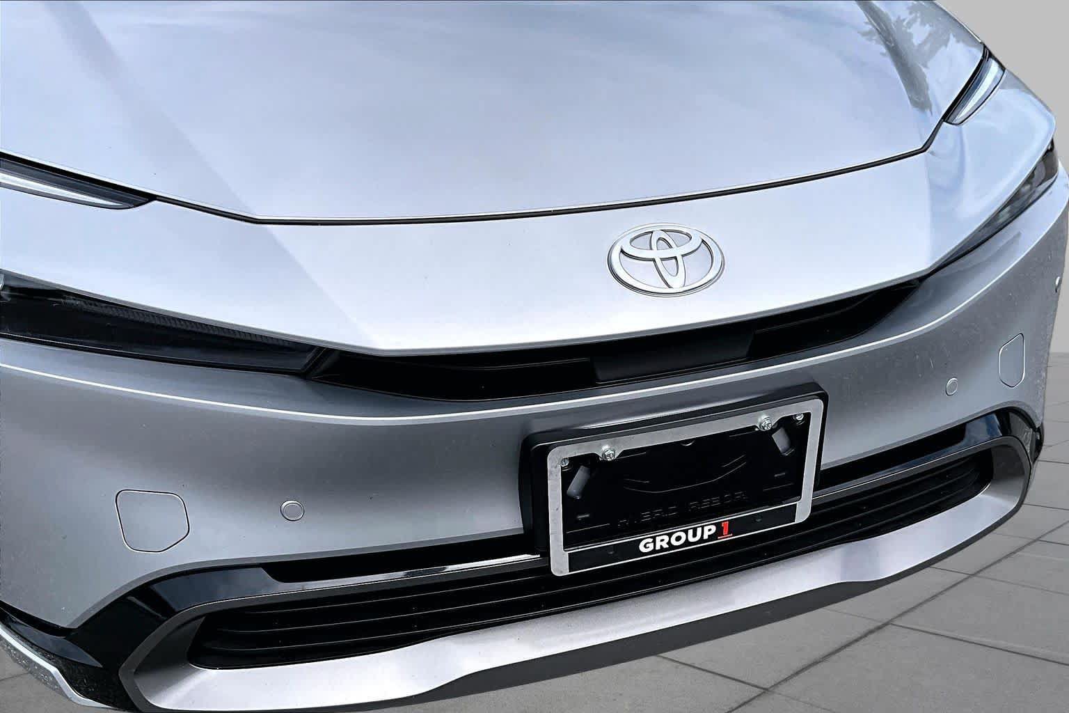 Used 2025 Toyota Prius XLE FWD image 29