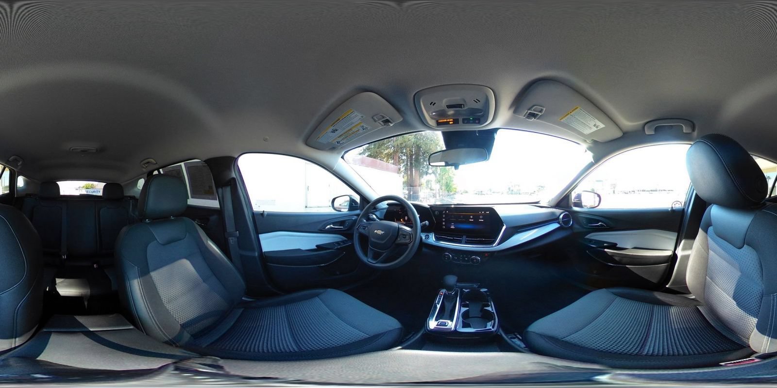 Used 2025 Chevrolet Trax LT FWD image 40
