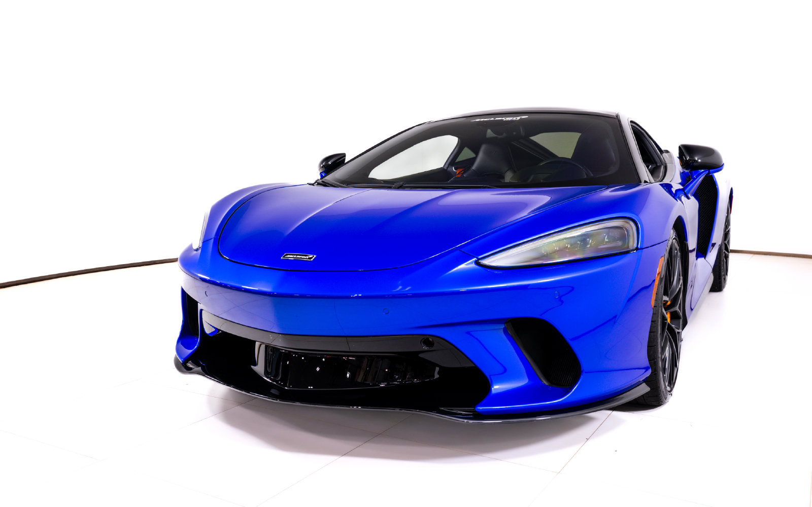 Used 2023 McLaren GT RWD image 10