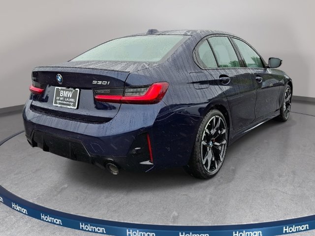 New 2026 BMW 330i xDrive Sedan w/ M Sport Package AWD/4WD image 4