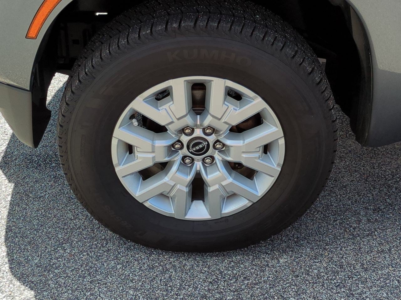 Certified 2023 Nissan Frontier SV AWD/4WD image 11