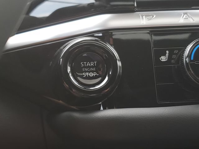 New 2026 Nissan Pathfinder SL w/ SL Premium Package FWD image 32