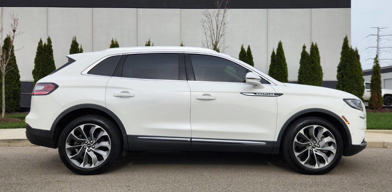 Used 2021 Lincoln Nautilus Reserve w/ Equipment Group 201A image 22