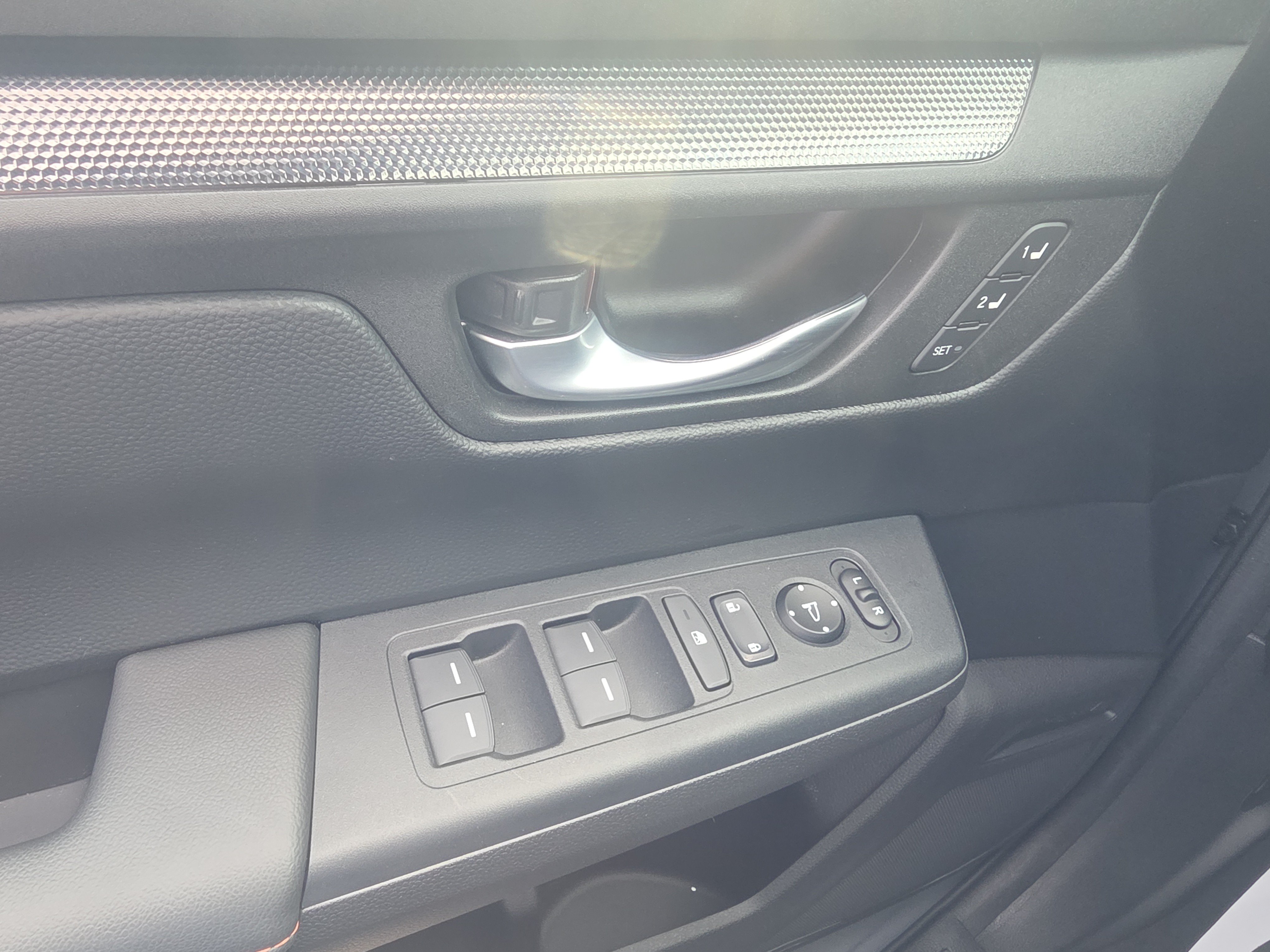 Used 2024 Honda CR-V Sport-L image 31