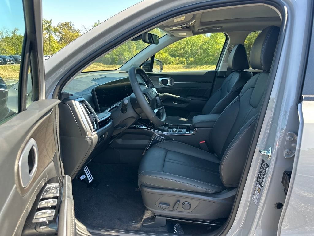 New 2026 Kia Sorento SX image 9