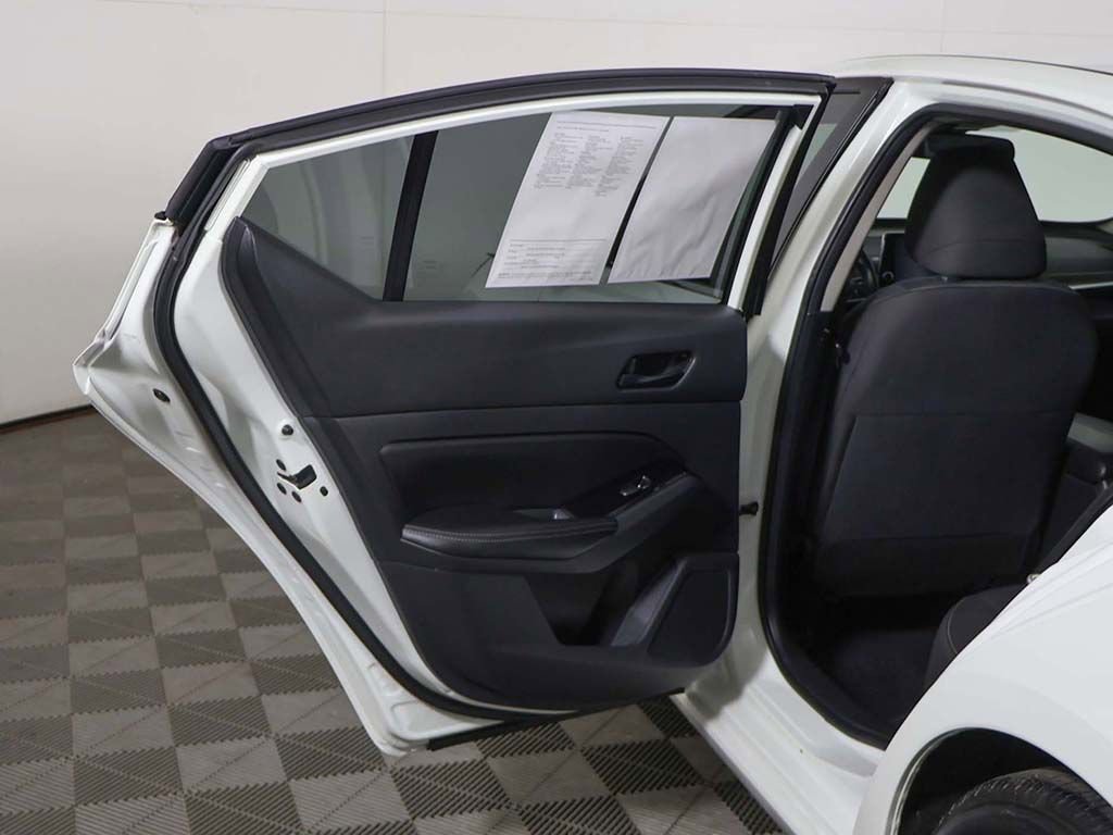 Used 2023 Nissan Altima 2.5 SV FWD image 17