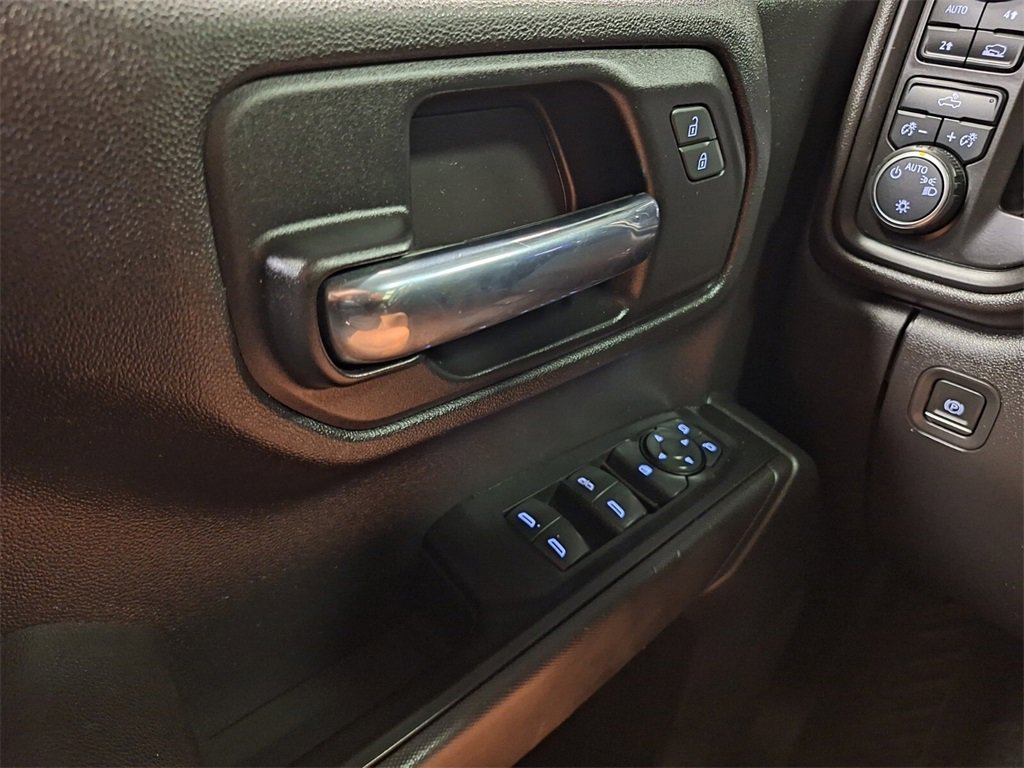 Used 2022 Chevrolet Silverado 1500 Custom w/ Safety Confidence Package image 19