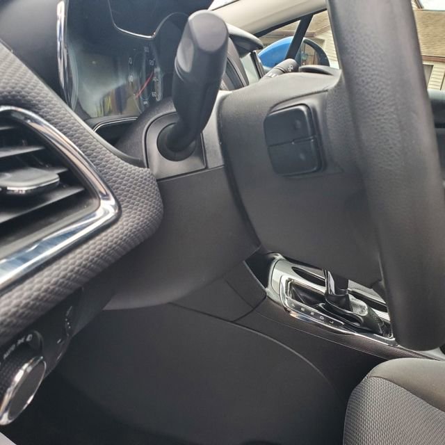 Used 2016 Chevrolet Cruze LT w/ Convenience Package FWD image 15