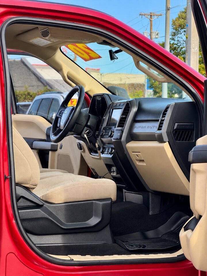 Used 2020 Ford F250 XLT w/ XLT Value Package AWD/4WD image 11
