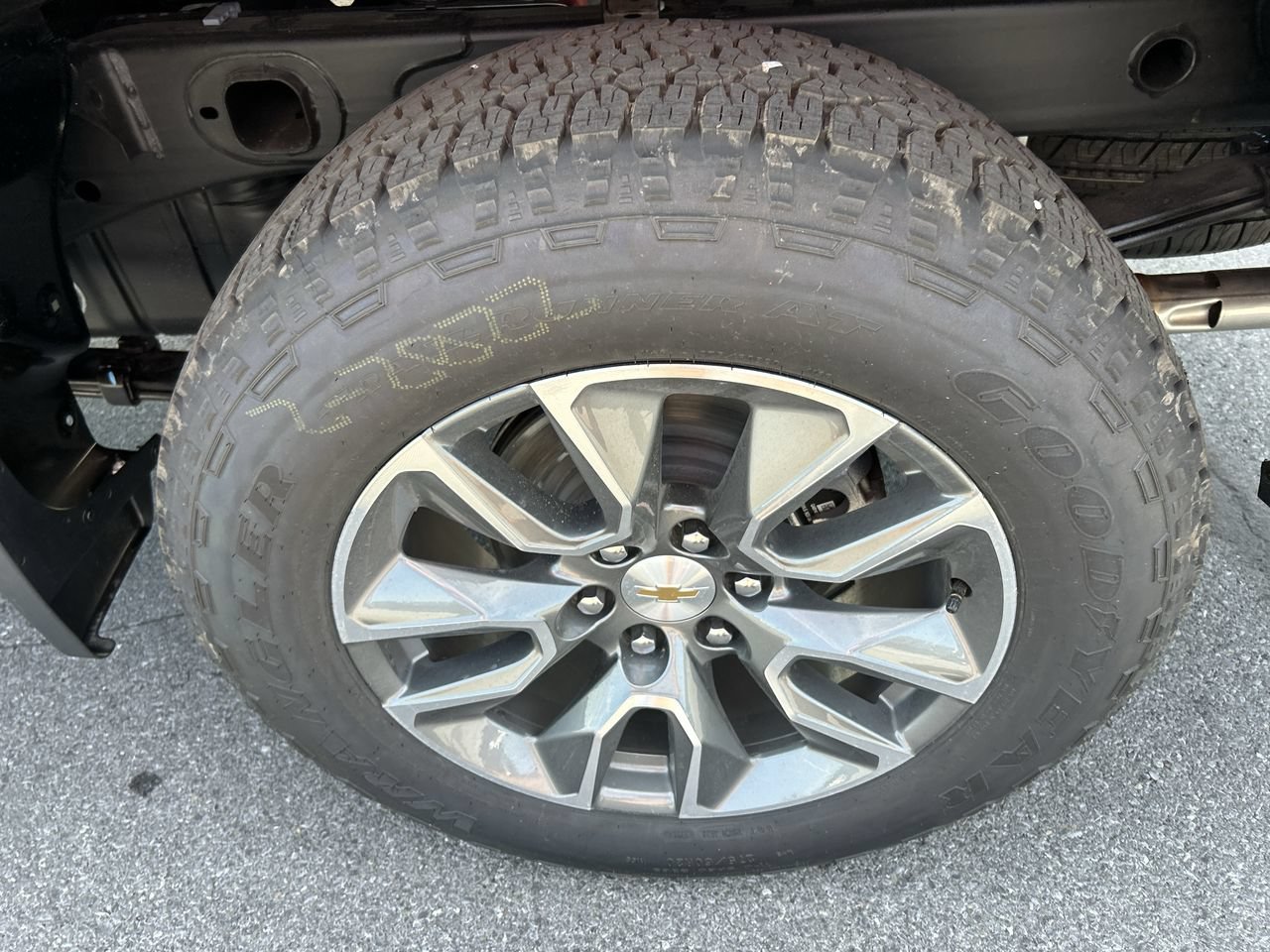 New 2026 Chevrolet Silverado 1500 LT w/ Z71 Off-Road Package AWD/4WD image 10