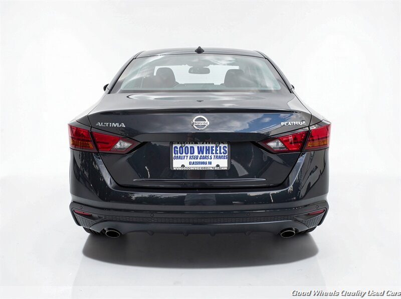 Used 2019 Nissan Altima 2.5 Platinum FWD image 6
