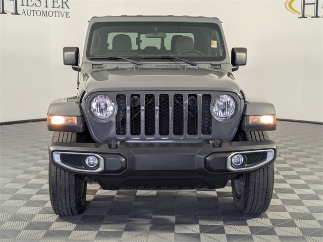 Used 2021 Jeep Gladiator Sport image 3