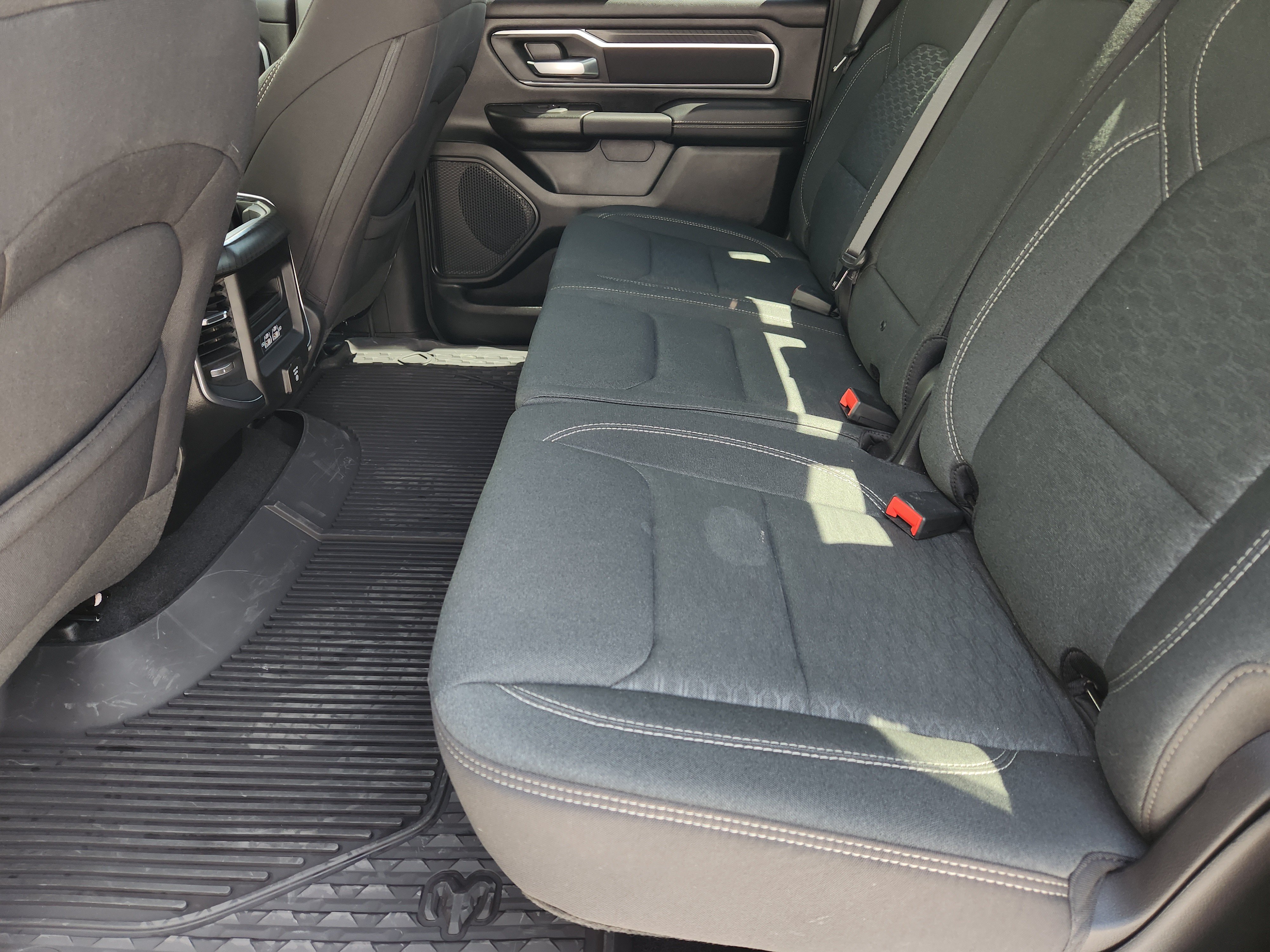 Used 2025 RAM 1500 Big Horn AWD/4WD image 32