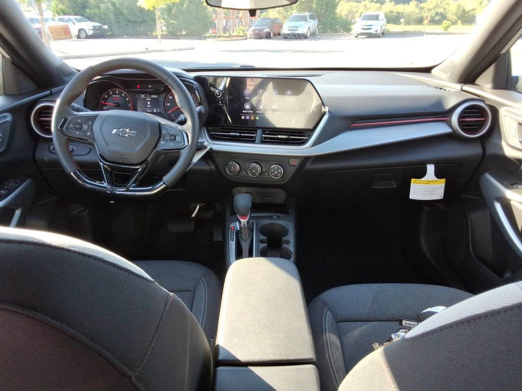 New 2026 Chevrolet Trax RS w/ Sunroof Package FWD image 18