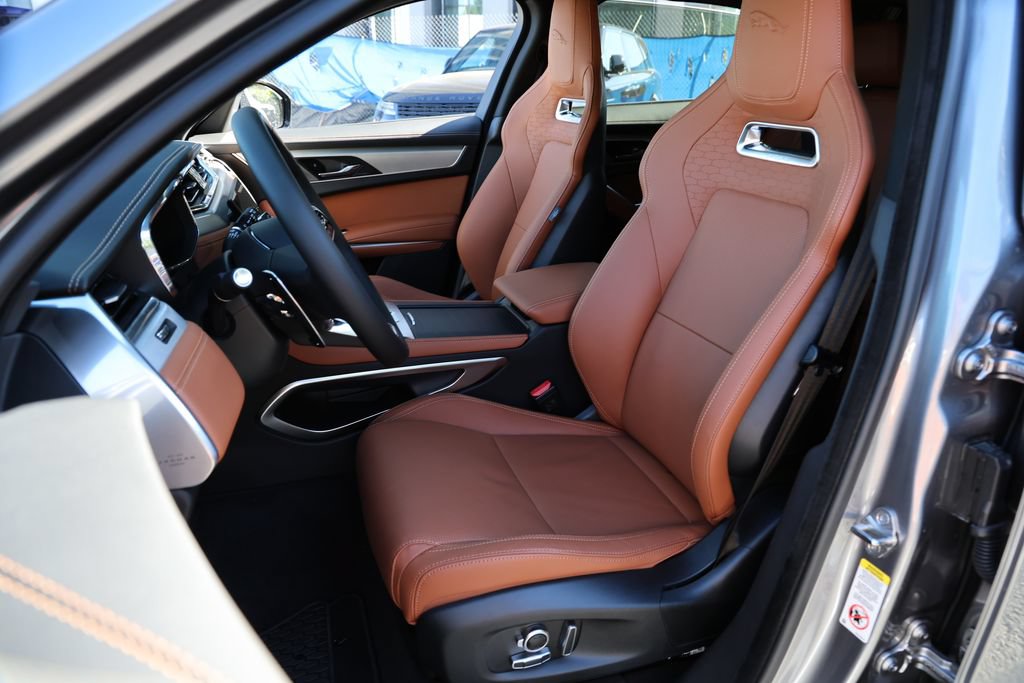 New 2026 Jaguar F-PACE R-Dynamic S AWD/4WD image 17