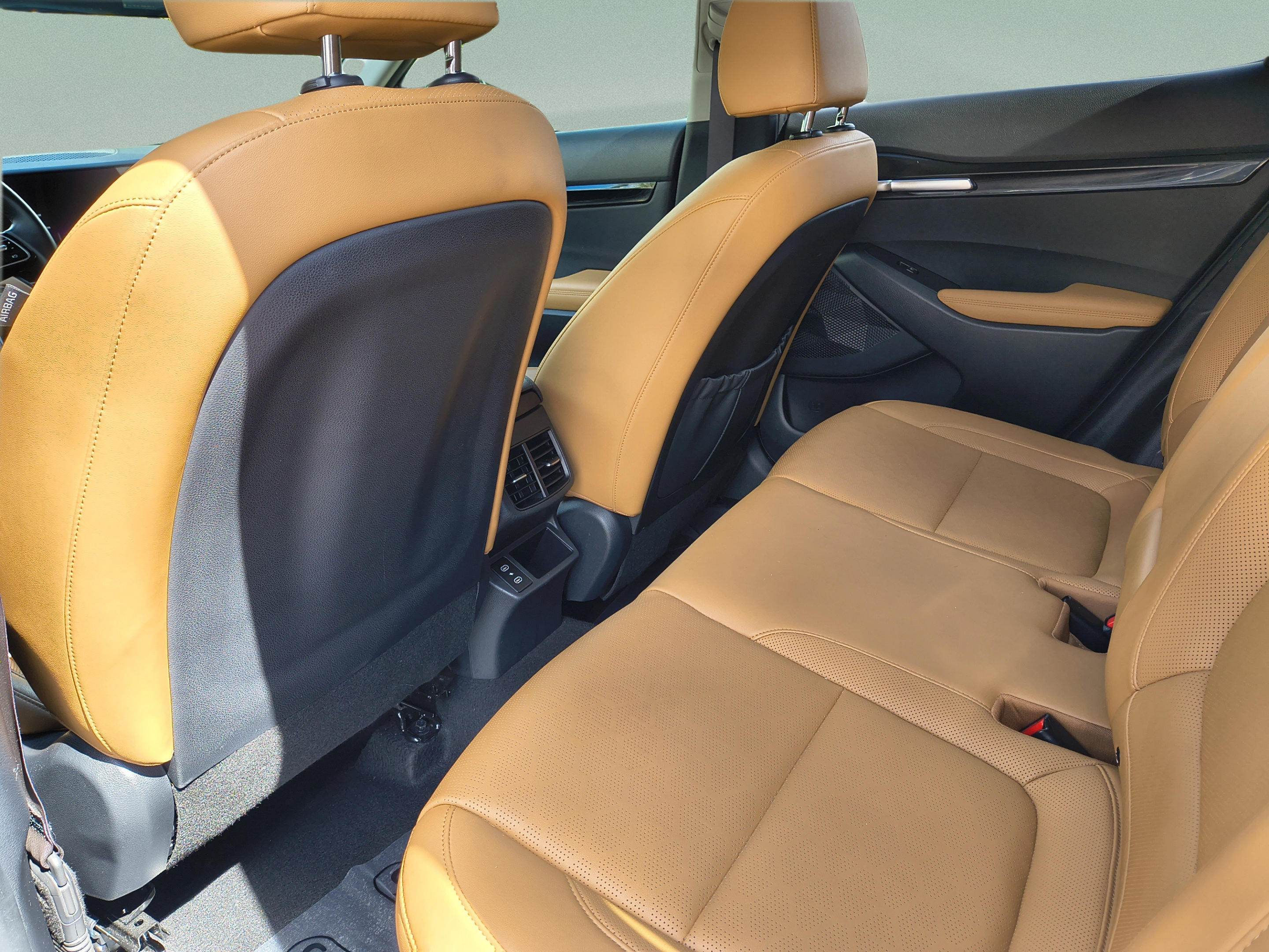 Used 2024 Kia Seltos EX FWD image 17