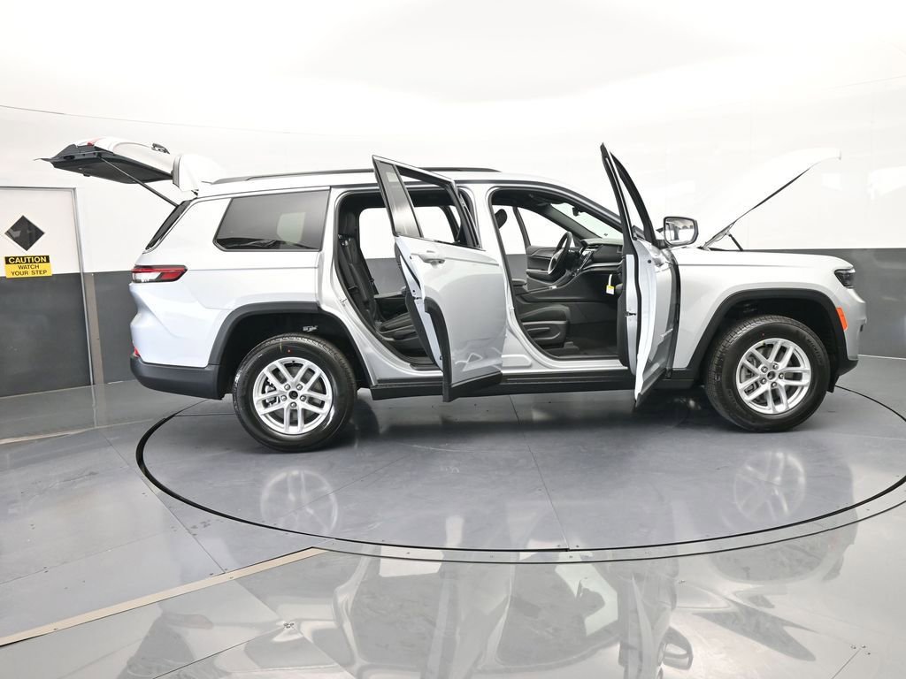 New 2026 Jeep Grand Cherokee L Laredo RWD image 67