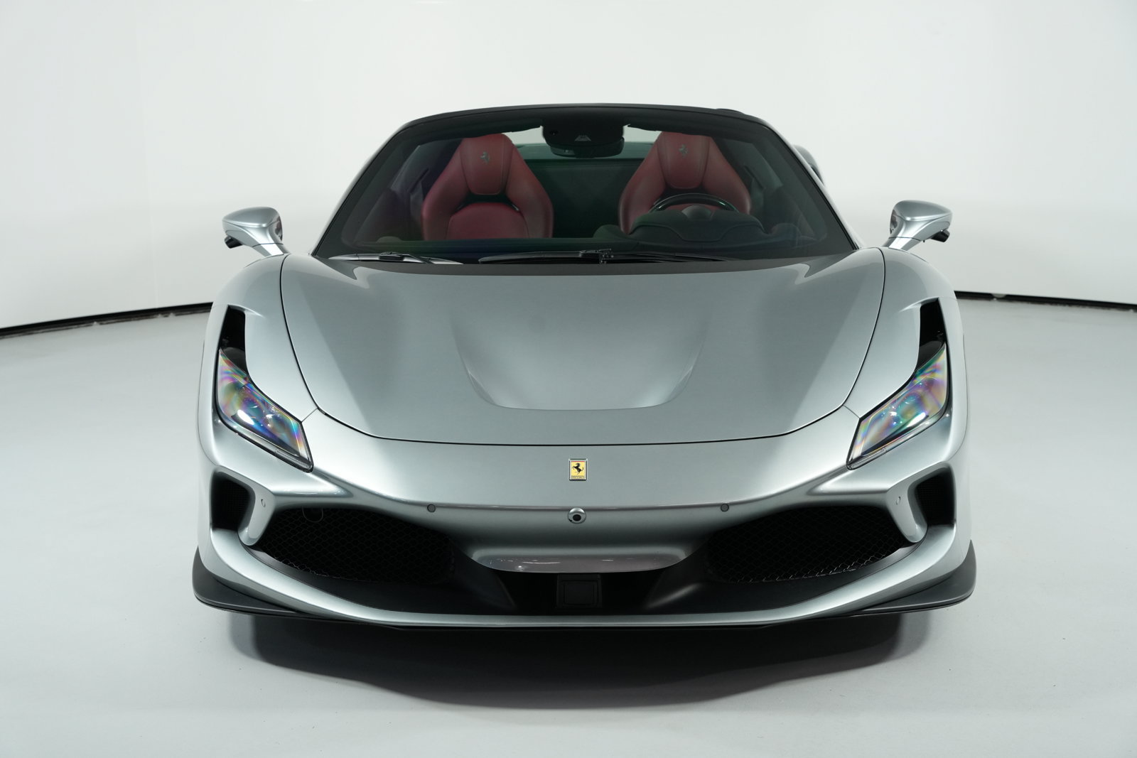 Used 2021 Ferrari F8 Spider RWD image 21