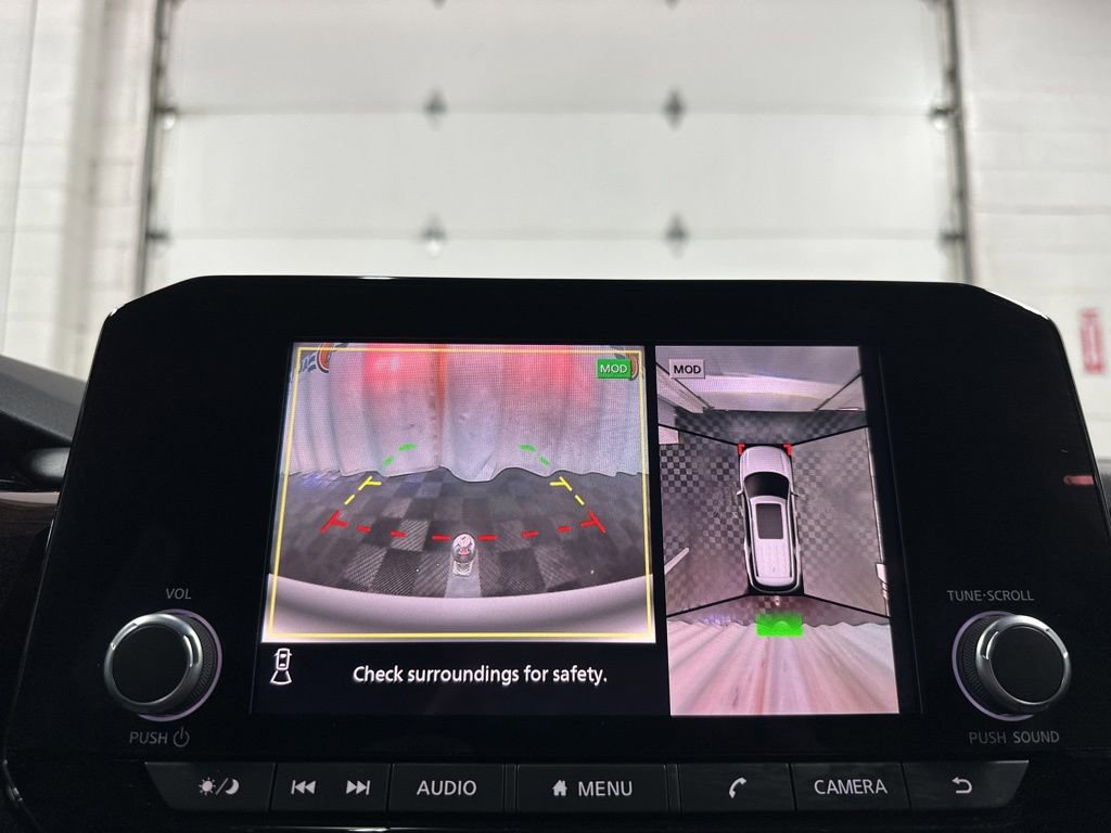 Used 2024 Nissan Pathfinder Rock Creek AWD/4WD image 25