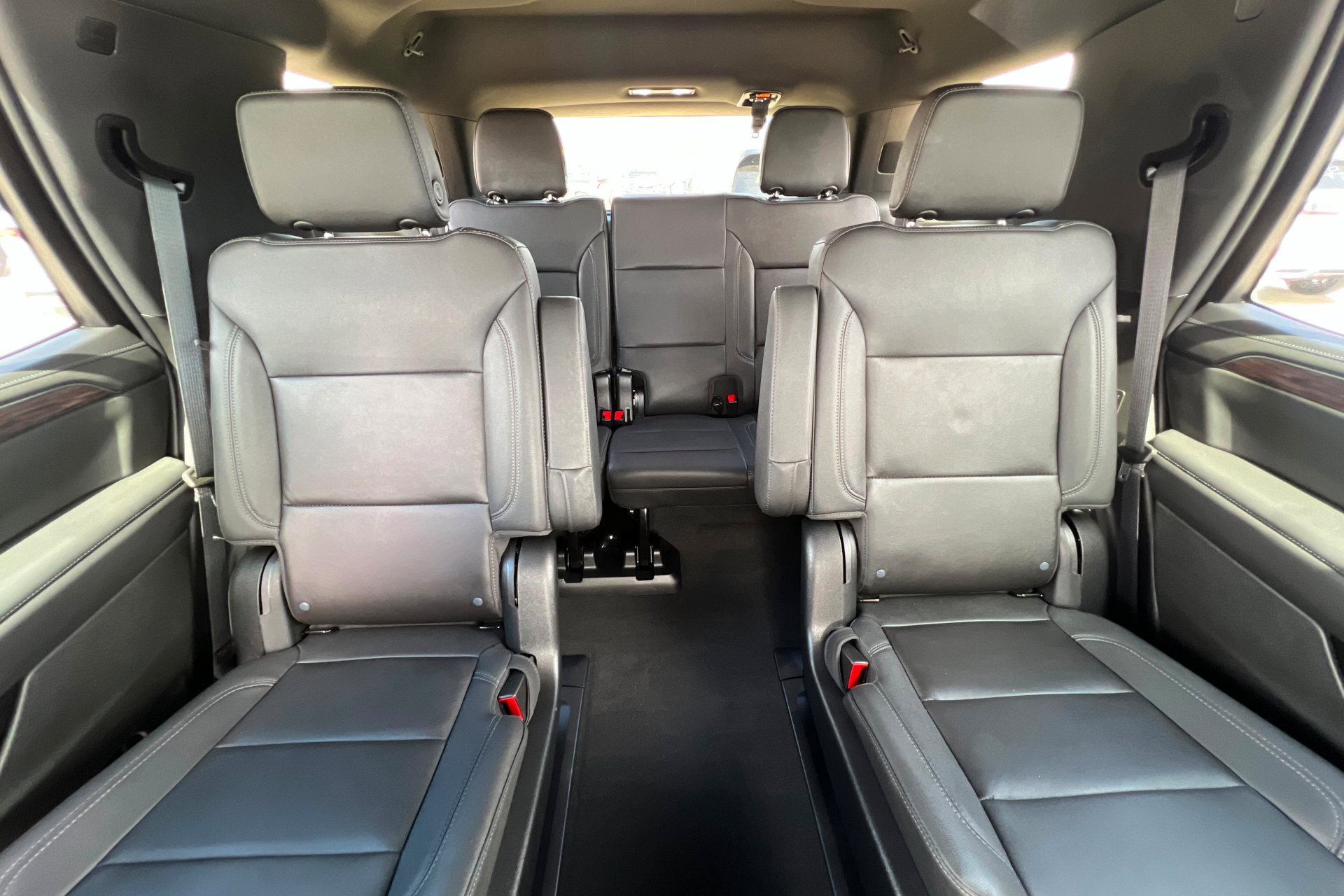 Used 2023 Chevrolet Tahoe LT w/ Luxury Package image 27