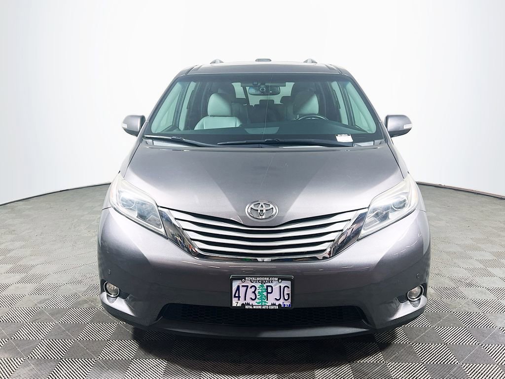 Used 2015 Toyota Sienna Limited Premium AWD/4WD image 3