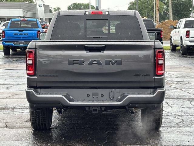 New 2026 RAM 1500 4x4 Crew Cab image 33