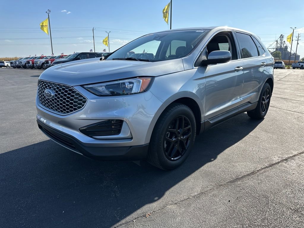 Used 2024 Ford Edge SEL image 17
