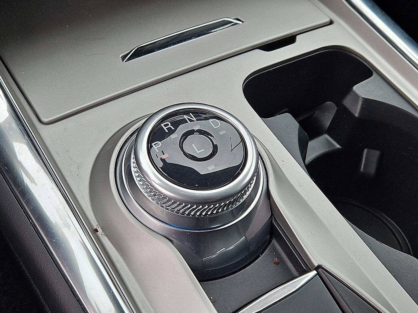 Certified 2022 Ford Explorer XLT w/ Equipment Group 202A image 16