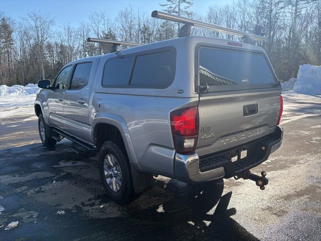 Used 2018 Toyota Tacoma SR5 image 3