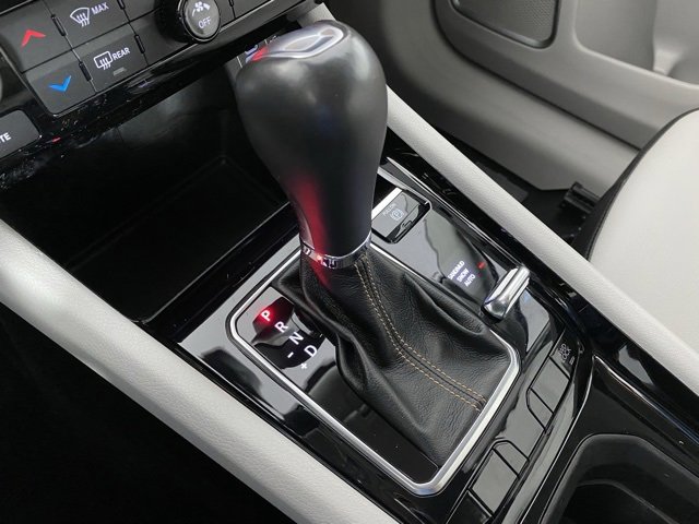 Used 2022 Jeep Compass Limited image 19