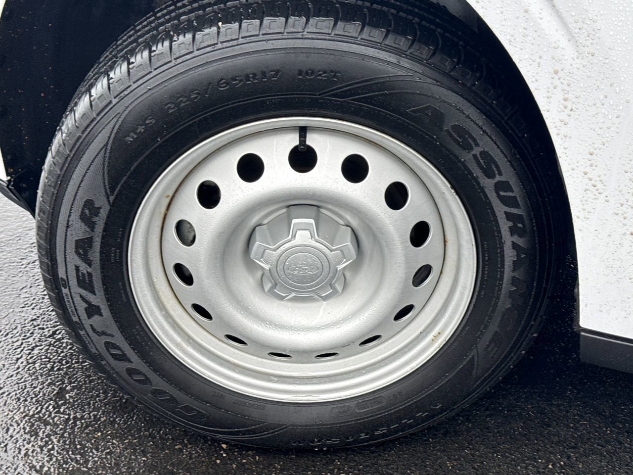 Used 2023 Ford Maverick XL image 13