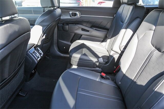 New 2026 Kia Sorento SX image 16