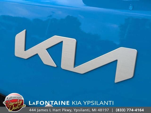 Certified 2023 Kia Soul S FWD image 9