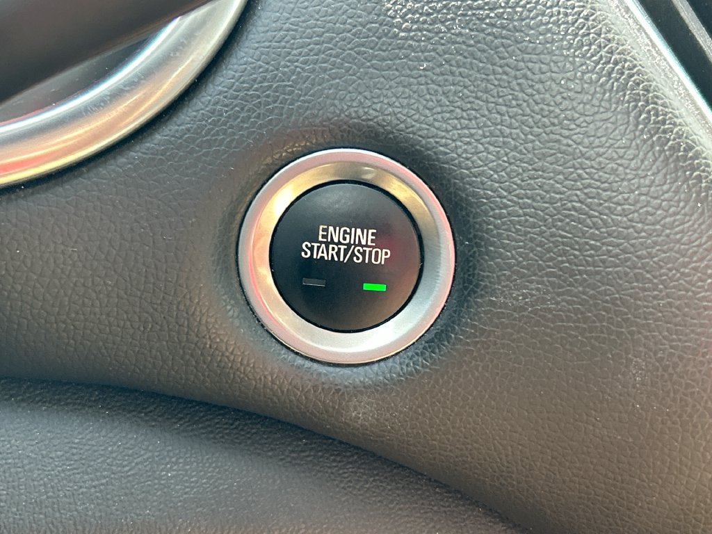 Used 2024 Chevrolet Malibu LT FWD image 19