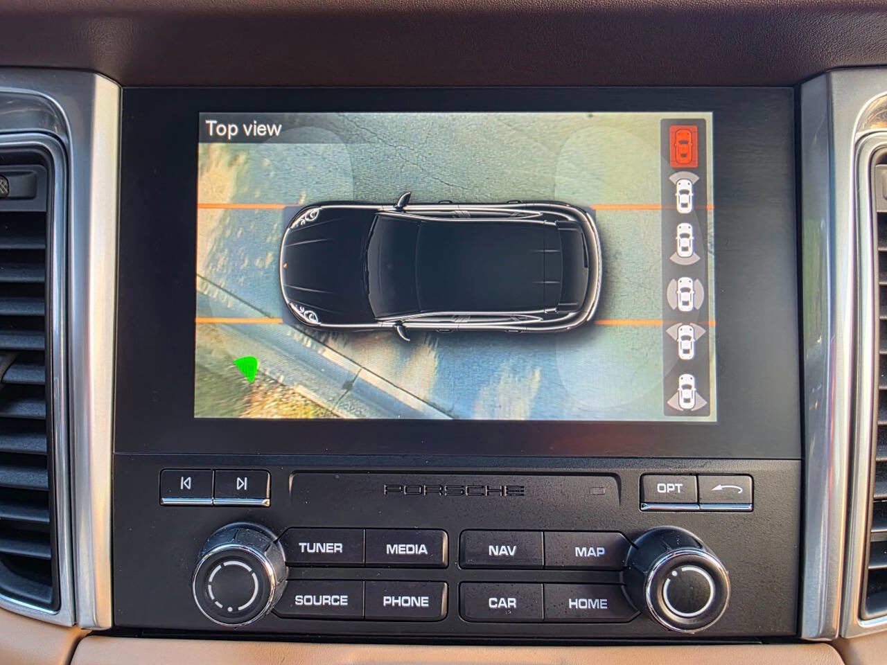 Used 2017 Porsche Macan GTS image 28