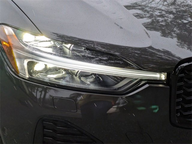 New 2025 Volvo XC60 B5 Plus w/ Climate Package image 9