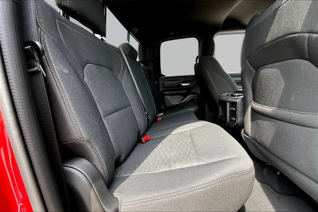 New 2026 RAM 1500 Express AWD/4WD image 10