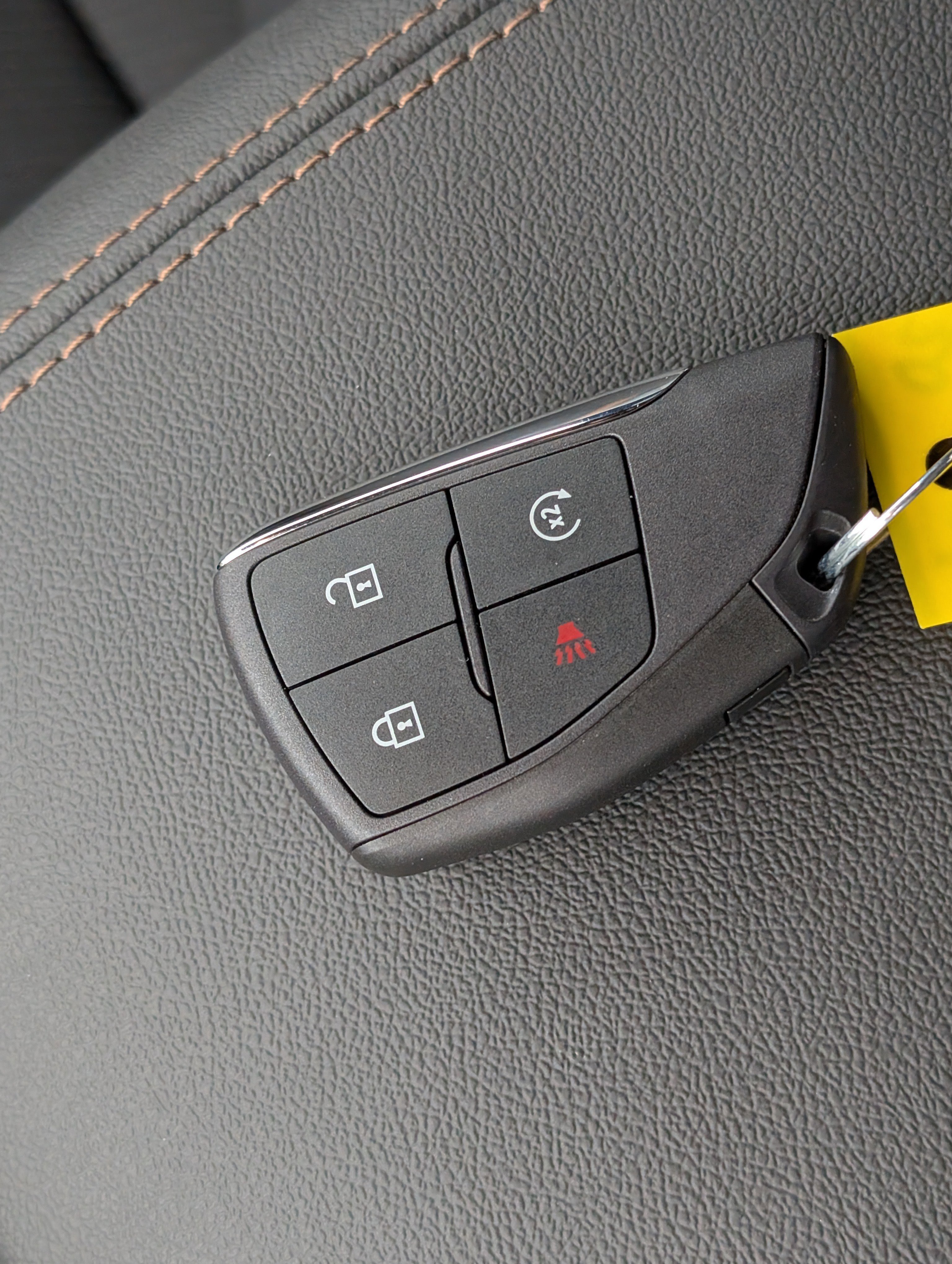 New 2026 GMC Canyon AT4 w/ Off-Road Front Bumper Package image 30