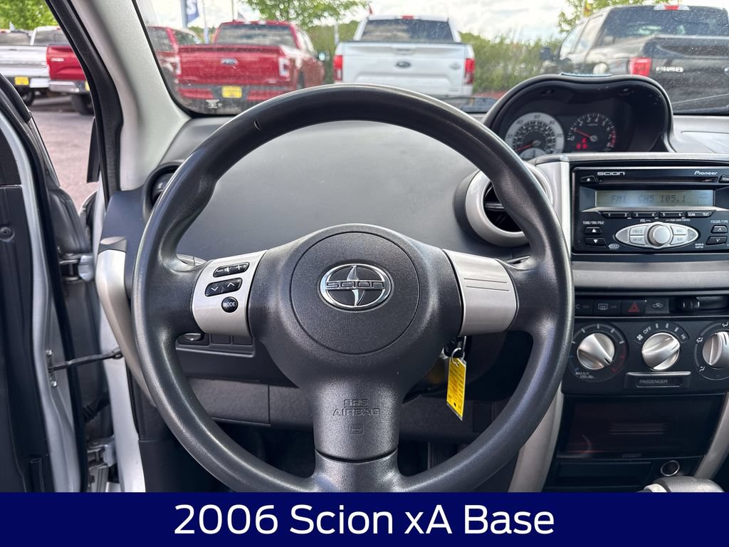Used 2006 Scion xA FWD image 16