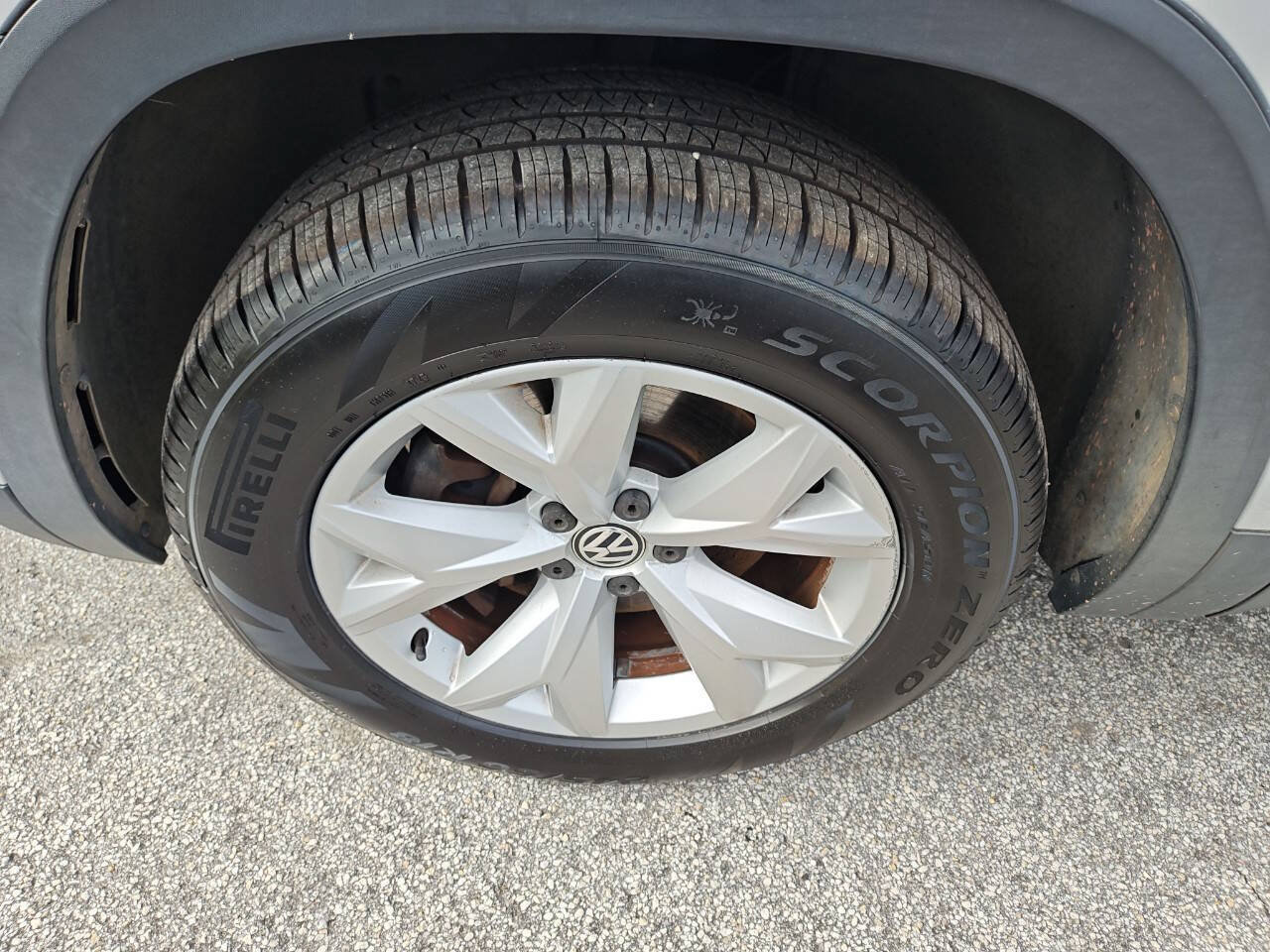 Used 2018 Volkswagen Atlas SE FWD image 54