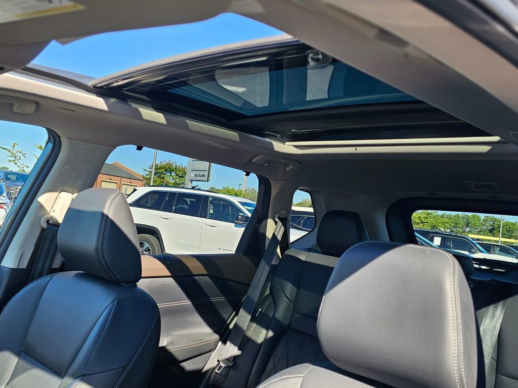 Used 2023 Nissan Rogue Platinum w/ Platinum Premium Package image 26